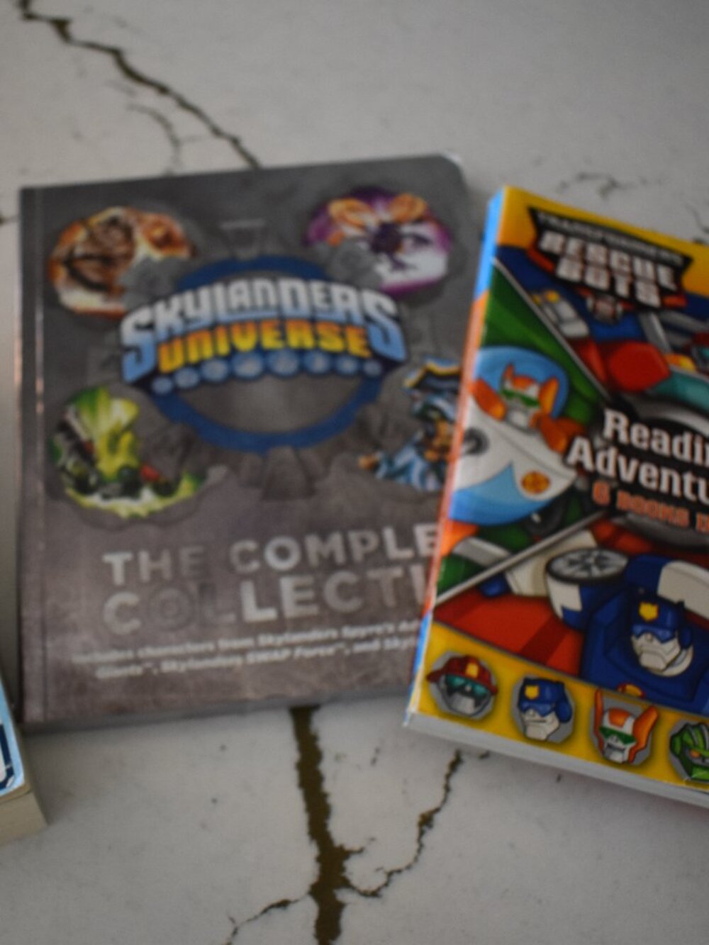 Children's Book Lot of 3 Flat Stanley Collection Skylanders Universe Transformer